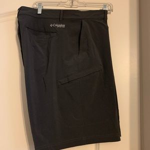 Columbia PFG XL shorts